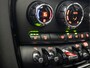 MINI Clubman Mini 2.0 Cooper S ALL4 Chili 192Pk Automaat (PANORAMADAK, JCW PACK, DEALER ONDERHOUDEN, GROOT NAVI, SFEERVERLICHTING, HARMAN/KARDON, STOELVERWARMING, GETINT GLAS, LED KOPLAMPEN, NIEUWSTAAT)