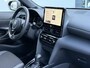 Toyota Yaris Cross 1.5 Hybrid 115 Dynamic APPLE/ANDROID STOEL/STUURVERWARMING NAVI AD-CRUISE PRIVACY-GLASS 17"LM-VELGEN