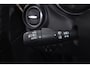 Renault Captur 1.2 TCe Intens , TREKHAAK , CLIMATR , CR CONTR , LED KOPL , LMV17 ,