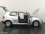 Volkswagen Golf 1.6 FSI Sportline