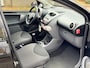 Toyota Aygo 1.0-12V Comfort Airco Lage km 5drs Bluetooth LM velgen Topstaat