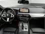 BMW 5-Serie 520i M-Sport - Comfortzetels - Camera - Hifi - Adaptief LED
