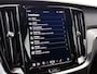 Volvo V60 2.0 T6 Plus Dark | Trekhaak | Sport Leder | 360* | Blis | Pilot