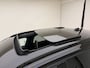 Volvo EX40 Extended Range Ultra Black Edition / Bumperdelen in exterieurkleur / Verlaagd / Zijprofielen / Dakspoiler / Harman en Kardon audio / Panorama dak / Stoel/- en stuurverarming /
