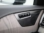 Volvo XC90 2.0 T8 Recharge AWD Inscription Exclusive | Automaat | Luchtvering | Adaptieve Cruise Stop&Go | Navigatie |  Head-up Display | 360° Camera | Panoramadak | Nappa Leder | Massage Stoelen | Stoelventilatie | Keyless Entry | Apple CarPlay | Premium Audio | 4-Zone Climate | Dodehoek Detectie | Kruisend Verkeer Detectie | Uitwijkassistent | LED Koplampen | Parkeersensoren | Elektrische Achterklep | Sfeerverlichting | Lichtmetalen Velgen | WiFi Voorbereiding |