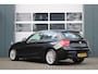 BMW 1-Serie 116i High Executive M-Sport Clima/Cruise/Stoelverwarming/Xenon/PDC/LederSportstoelen/Navi/Bluetooth/RadioAUX.USB/17"LM