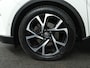 Toyota C-HR 1.8 Hybrid Style | Stoelverwarming | Stuurwielverwarming | Navigatie | Trekhaak |