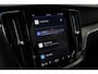 Volvo V60 B3 Automaat Essential | Lederen Interieur| Adaptieve Cruise Control| Blind Spot| Verwarmbare Voorstoelen| Verwarmbaar Stuurwiel| Verwarmbare Achterbank| Park Assist voor en achter| Parkeer Camera.