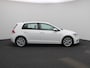 Volkswagen Golf 1.5 TSI Highline | AUTOMAAT | ACHTERUITRIJCAMERA | STOELVERWARMING | APPLE CARPLAY | NAVIGATIE |