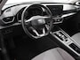 SEAT Leon 1.0 eTSI 110pk DSG Style Navigatie Apple Carplay/ Android Auto Camera Parkeersensoren Stoel- en stuurverwarming Cruise Control Virtual Cockpit Climate Control