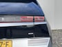 Hyundai Ioniq 5 Lounge AWD 77.4 kWh / Origineel NL Auto / Panoramadak / Camera buitenspiegels / DAB / Bose audio / HUD / Navigatie / Stuur-, voorstoel- en achterbank verwarming / Stoelventilatie