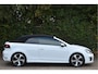 Volkswagen Golf Cabriolet 1.2 TSI Executive Advance GTI Look | Xenon | Navi | Bluetooth | Stoelverwarming | Alcantara | Park.sensoren | Navi-lock