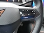 CUPRA Born Adrenaline One 62kWh 3 Fase 204PK SOH 92% Sport Stoelen+Verwarmd Apple Carplay Android Adap.Cruise Navi Camera 19" Pdc-a+v LED ParkAssist Ecc Keyless Advanced Front assist Sport-Onderstel Onlineservices Privacy Glas E-sound luidspr v e-call Led AEB Bots-Waarsch. ASR ESP Uitwijk-Assistent Verkeersbord-Detectie Origineel Nederlandse Auto thuis tot 11kwh laden!