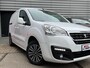 Peugeot Partner 120 1.6 BlueHDi 100 L1 Premium Pack S&S 99PK I NL-Auto I Navi I Pdc I Bluetooth I Airco