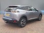 Peugeot 2008 1.2 PureTech Allure Pack Navigatie | Stoelverwarming | Verwarmde Voorruit | Apple Carplay/Android Auto | | Achteruitrijcamera standaard | Airco (automatisch) | Apple Carplay/Android Auto|telefoonintegratie premium