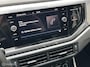 Volkswagen Polo 1.0 TSI 95PK HIGHLINE CLIMATE CONTROLE PARKEERSENSOREN SFEERVERLICHTING NAVIGATIE ZEER NETTE AUTO!!