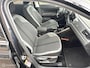 Volkswagen Polo 1.0 TSI 95PK HIGHLINE CLIMATE CONTROLE PARKEERSENSOREN SFEERVERLICHTING NAVIGATIE ZEER NETTE AUTO!!