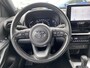 Toyota Yaris Cross 1.5 Hybrid Dynamic LED, Smart Key, Privacy glass, Navigatie, Apple CarPlay/Android Auto, achteruitrij camera, adaptieve cruise control, LM velgen, Climate control