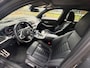BMW 3-Serie 320i High Executive M-SPORT VOL! SCHUIFDAK l H/K l HUD l 360 l DAB l M-PERF REMMEN l ORG.NL