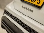 Volkswagen T-Cross 1.5 TSI R-Line 150Pk Automaat (2X R-LINE, APPLE CARPLAY, GROOT NAVI, GRILL VERLICHT, STOELVERWARMING, ALCANTARA, GETINT GLAS, IQ LIGHT, ADAPTIVE CRUISE, NIEUWSTAAT)