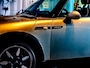 MINI One Cabrio Sidewalk