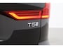 Volvo XC60 T5 R-Design | ACC | Stoelverwarming | 19 Inch | Keyless | Trekhaak