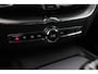 Volvo XC60 T5 R-Design | ACC | Stoelverwarming | 19 Inch | Keyless | Trekhaak