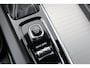 Volvo XC60 T5 R-Design | ACC | Stoelverwarming | 19 Inch | Keyless | Trekhaak