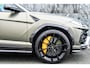 Lamborghini Urus 4.0 V8 Full Carbon|BTW|23inch|Massage|B&O 3D|