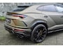Lamborghini Urus 4.0 V8 Full Carbon|BTW|23inch|Massage|B&O 3D|
