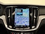 Volvo V60 B4 211pk Ultimate Dark / 20'' / Black Pack / Getint glas / Panoramadak / Head-Up / Lederen dashboard / Elektr. Stoelen / ACC / BLIS / Harman&Kardon / Keyless /