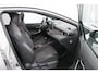 Toyota Corolla Touring Sports 2.0 Hybrid Executive | Electrisch panoramadak | Navigatie | Stoelverwarming | Leder - Stoffen bekleding |