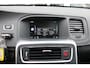 Volvo V60 Cross Country D4 Nordic+ | Org. NL |  Afn. Trekhaak | Verw. Voorstoelen | Verw. Voorruit | Standkachel