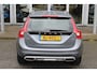 Volvo V60 Cross Country D4 Nordic+ | Org. NL |  Afn. Trekhaak | Verw. Voorstoelen | Verw. Voorruit | Standkachel