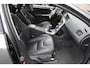 Volvo V60 Cross Country D4 Nordic+ | Org. NL |  Afn. Trekhaak | Verw. Voorstoelen | Verw. Voorruit | Standkachel