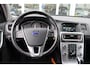 Volvo V60 Cross Country D4 Nordic+ | Org. NL |  Afn. Trekhaak | Verw. Voorstoelen | Verw. Voorruit | Standkachel