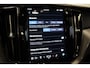 Volvo XC60 2.0 T8 Plug-in hybrid AWD Ultra Black Edition H&K Long Range Luchtvering