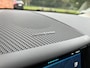 Volvo XC60 2.0 T8 Plug-in hybrid AWD Ultra Dark | Luchtvering | Trekhaak, elektrisch inklapbaar | Head-up display | 360 graden camera | Extra getint glas | 21 inch. lichtmetalen velgen | Elektrisch verstelbare voorstoelen met geheugenfunctie | Verwarmde voorstoelen + stuurwiel | Verwarmde achterbank | Adaptive cruise control | BLIS