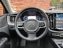 Volvo XC60 2.0 T8 Plug-in hybrid AWD Ultra Dark | Luchtvering | Trekhaak, elektrisch inklapbaar | Head-up display | 360 graden camera | Extra getint glas | 21 inch. lichtmetalen velgen | Elektrisch verstelbare voorstoelen met geheugenfunctie | Verwarmde voorstoelen + stuurwiel | Verwarmde achterbank | Adaptive cruise control | BLIS