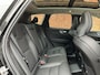 Volvo XC60 2.0 T8 Plug-in hybrid AWD Ultra Dark | Luchtvering | Trekhaak, elektrisch inklapbaar | Head-up display | 360 graden camera | Extra getint glas | 21 inch. lichtmetalen velgen | Elektrisch verstelbare voorstoelen met geheugenfunctie | Verwarmde voorstoelen + stuurwiel | Verwarmde achterbank | Adaptive cruise control | BLIS