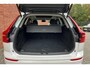Volvo XC60 T6 Plug-in hybrid AWD Plus Dark | Verwarmde Voorstoelen, Stuurwiel en Achterbank | Panoramisch Schuif-/Kanteldak | Semi- Elektrische Trekhaak | 360-Camera | Adaptieve Cruise Control | Draadloze Telefoonlader