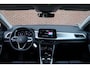 Volkswagen T-Roc 1.5 TSi 150pk DSG Life Business | App Connect | Climate | Adaptive Cruise | Stoelverwarming | Camera | PDC | Trekhaak