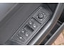 Volkswagen T-Roc 1.5 TSi 150pk DSG Life Business | App Connect | Climate | Adaptive Cruise | Stoelverwarming | Camera | PDC | Trekhaak