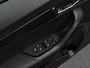 Skoda Karoq 1.5 TSI ACT Sportline Business | Pano | Adaptive | Trekhaak | Canton | Dodehoek det. |