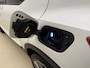 Volvo EX40 Extended Range Ultra 82 kWh / Nubuck / All Season banden / Parelmoer kleur / Panoramadak / Elektr. Stoelen / Harman&Kardon / 360 Camera / Stoel + Stuurw. Verwarming / ACC / BLIS /
