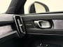 Volvo EX40 Extended Range Ultra 82 kWh / Nubuck / All Season banden / Parelmoer kleur / Panoramadak / Elektr. Stoelen / Harman&Kardon / 360 Camera / Stoel + Stuurw. Verwarming / ACC / BLIS /