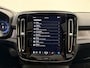 Volvo EX40 Extended Range Ultra 82 kWh / Nubuck / All Season banden / Parelmoer kleur / Panoramadak / Elektr. Stoelen / Harman&Kardon / 360 Camera / Stoel + Stuurw. Verwarming / ACC / BLIS /