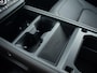 Land Rover Defender 110 2.0 P300e 110 X-Dynamic HSE l NP €126.834 l Trekhaak l Schuif-/kantel Panorama dak l Black Pack l 22 Inch