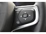 Volvo XC40 1.5 T4 Recharge R-Design | Incl. 12 maanden garantie | Harman/Kardon Audio | Stoel/Stuurverwarming | Schuif/kantel dak | Apple Carplay/Android Auto | Navigatie | Lichtmetalen velgen | Bestuurderstoel met geheugen | DAB | Bluetooth