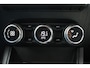 Renault Captur TCe aut. *Intens* | Trekhaak | Camera | Carplay | Navigatie | Cruise & Climate | PDC | Privacy |